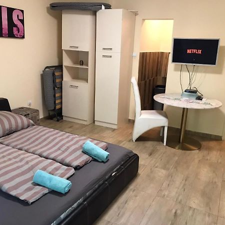 Roland Apartmant Zuglo 부다페스트 외부 사진
