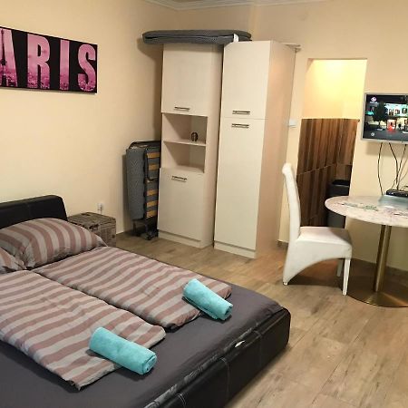 Roland Apartmant Zuglo 부다페스트 외부 사진